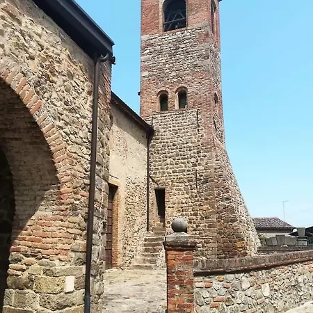 Villa La Collina Del Poeta